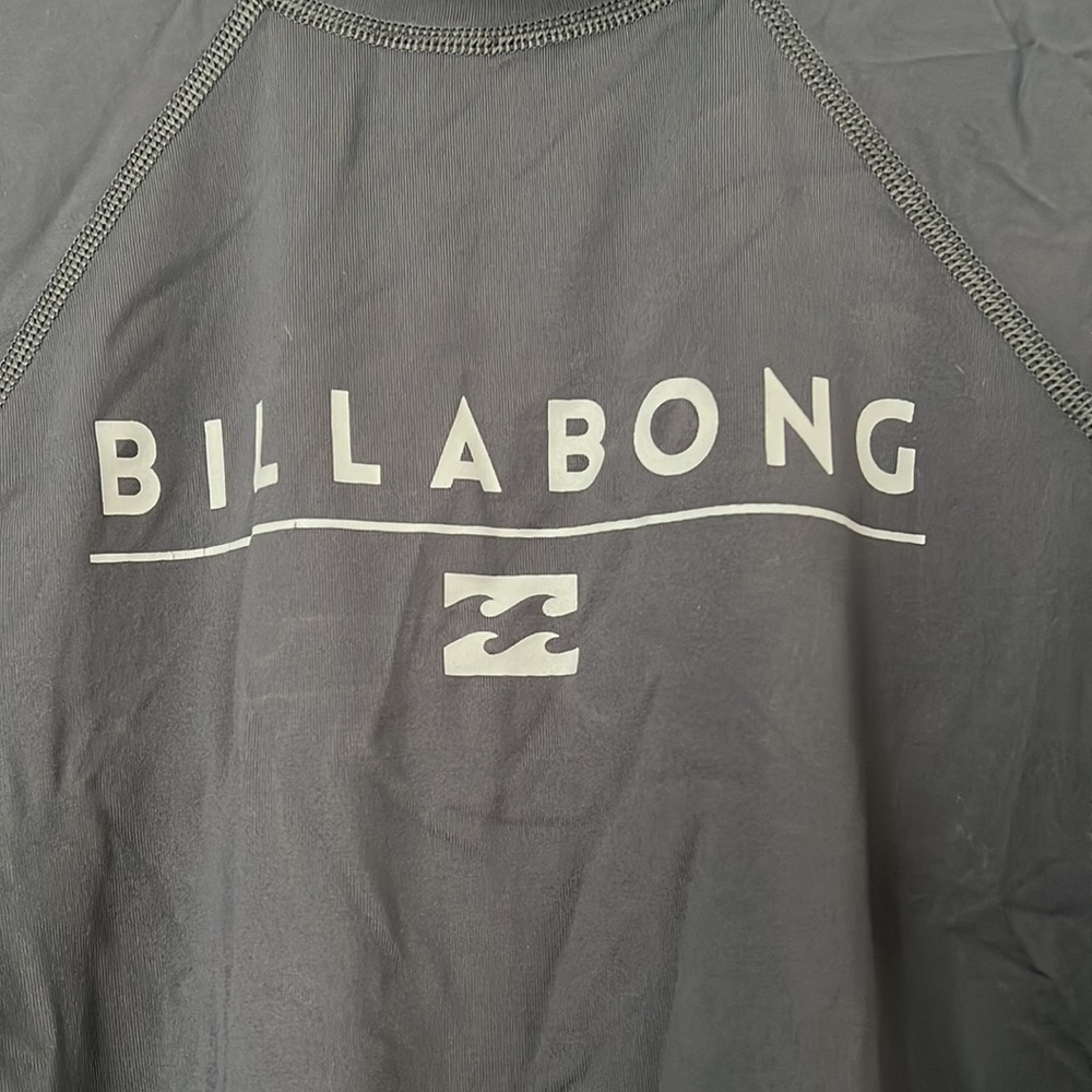 Billabong Lycra RashGuard - Picture 2 of 5
